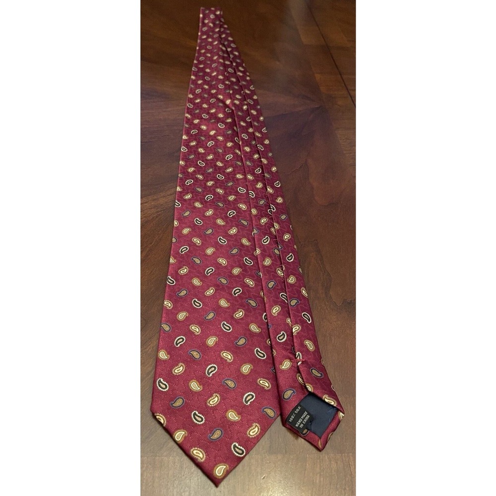 Jos. A. Bank Executive Collection Burgundy Hand Made 100% Silk Made In China - Picture 3 of 9